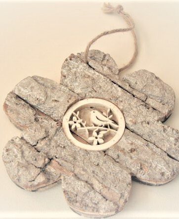 Hanger bloem met schors