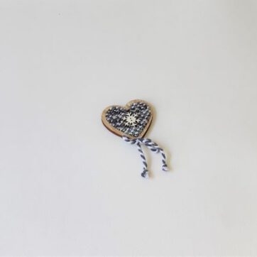 Hart op stok zwart/wit kort