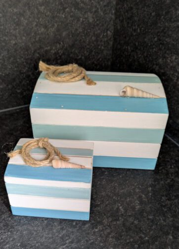 Kist strand groot en klein